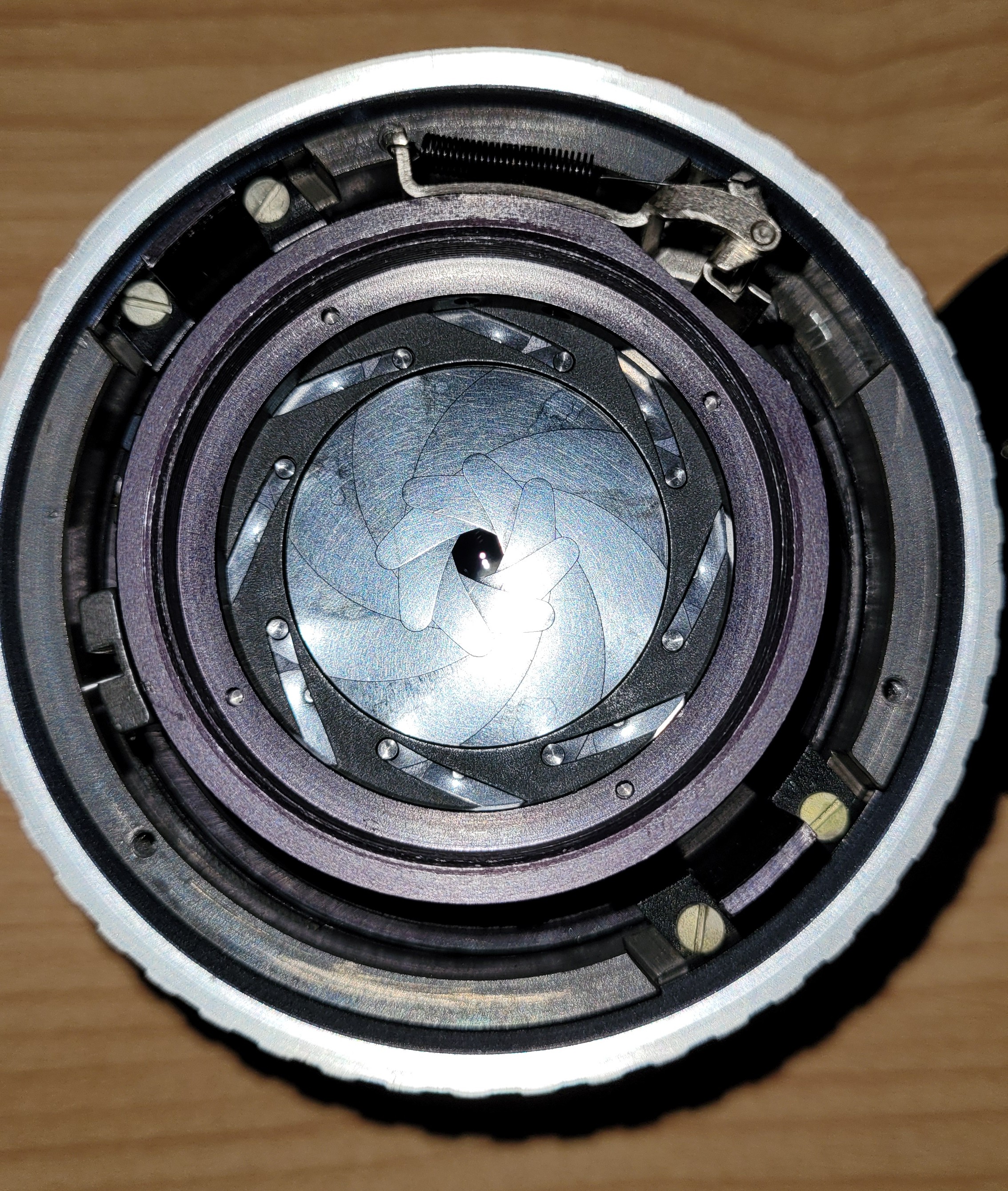 Aperture blades showing inconsistent movement during early cleaning attempt